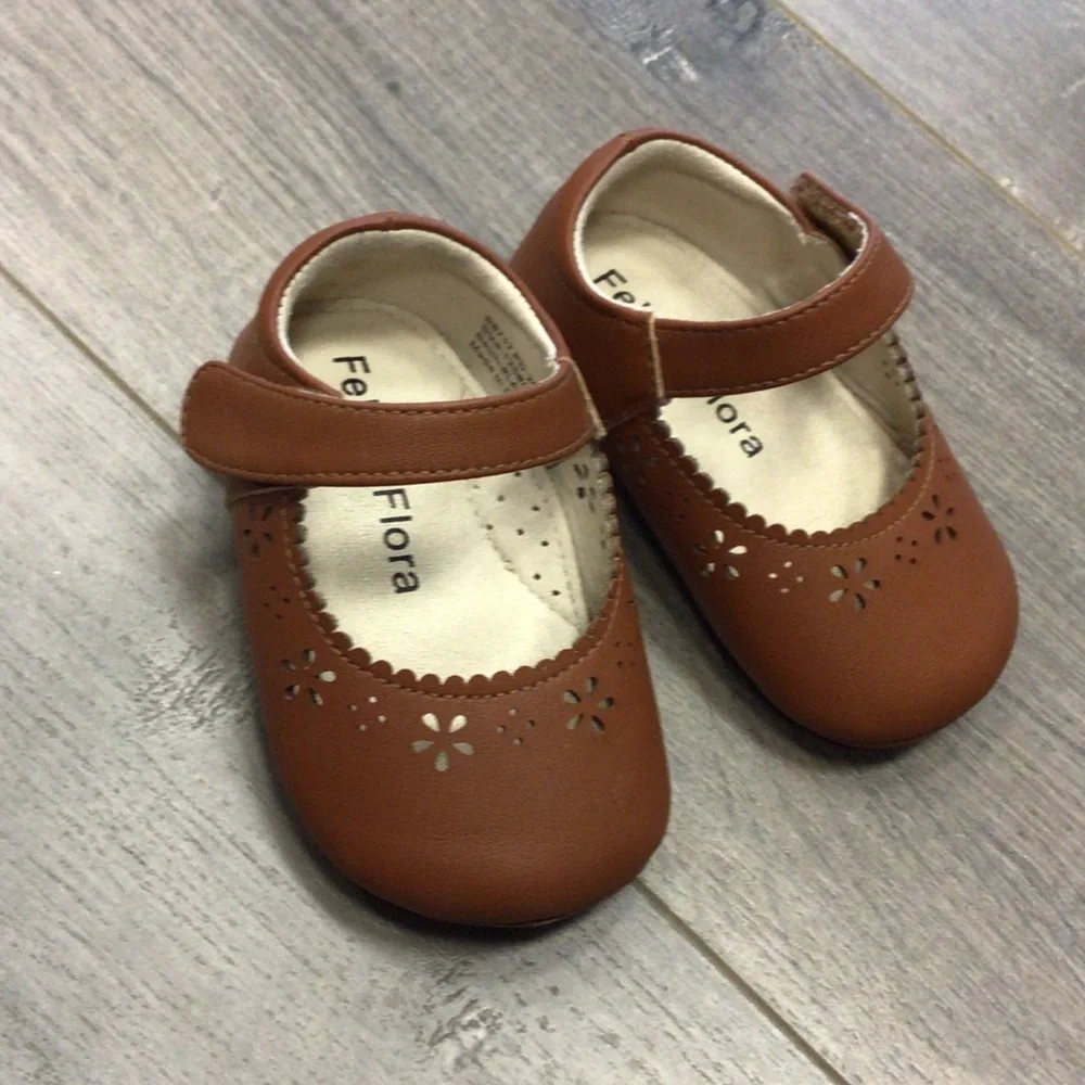 Felix & Flora Tan Mary Jane Shoes